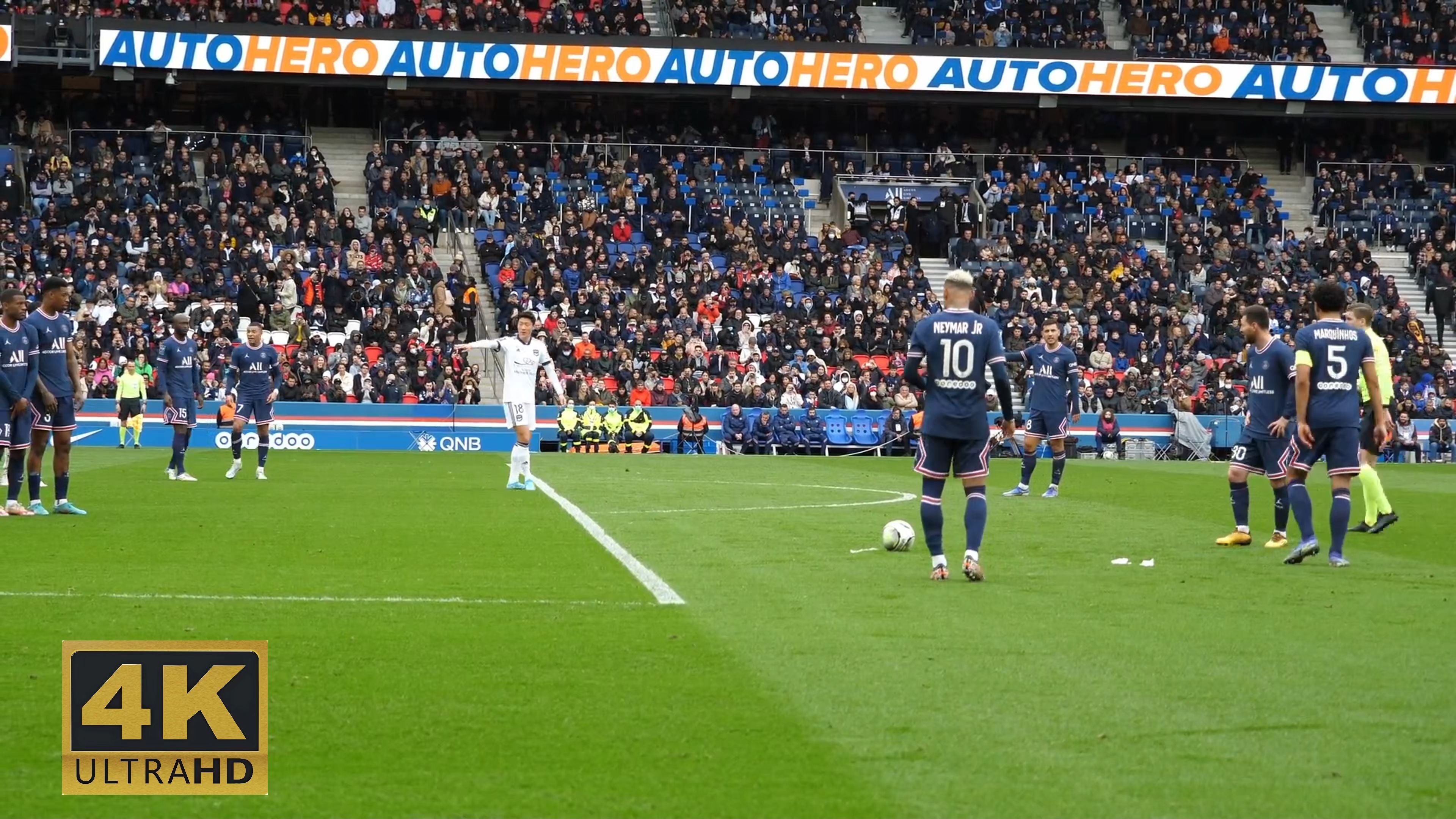 内马尔打破进球荒，巴黎圣日耳曼球迷集体高唱助威