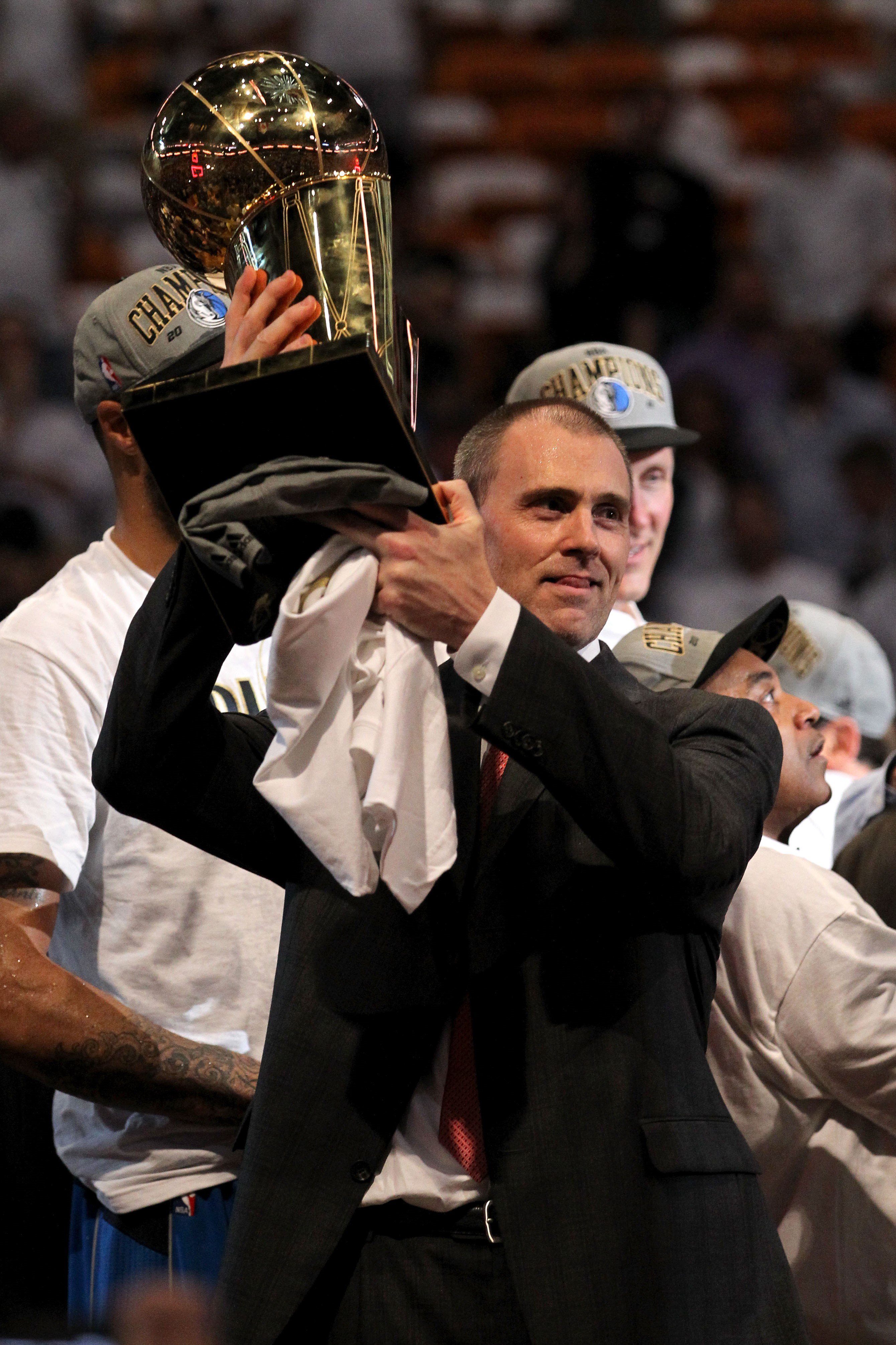  JackeyLove遭遇十连败，独行侠教练面临压力！